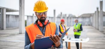 Como realizar o acompanhamento de obra do jeito certo